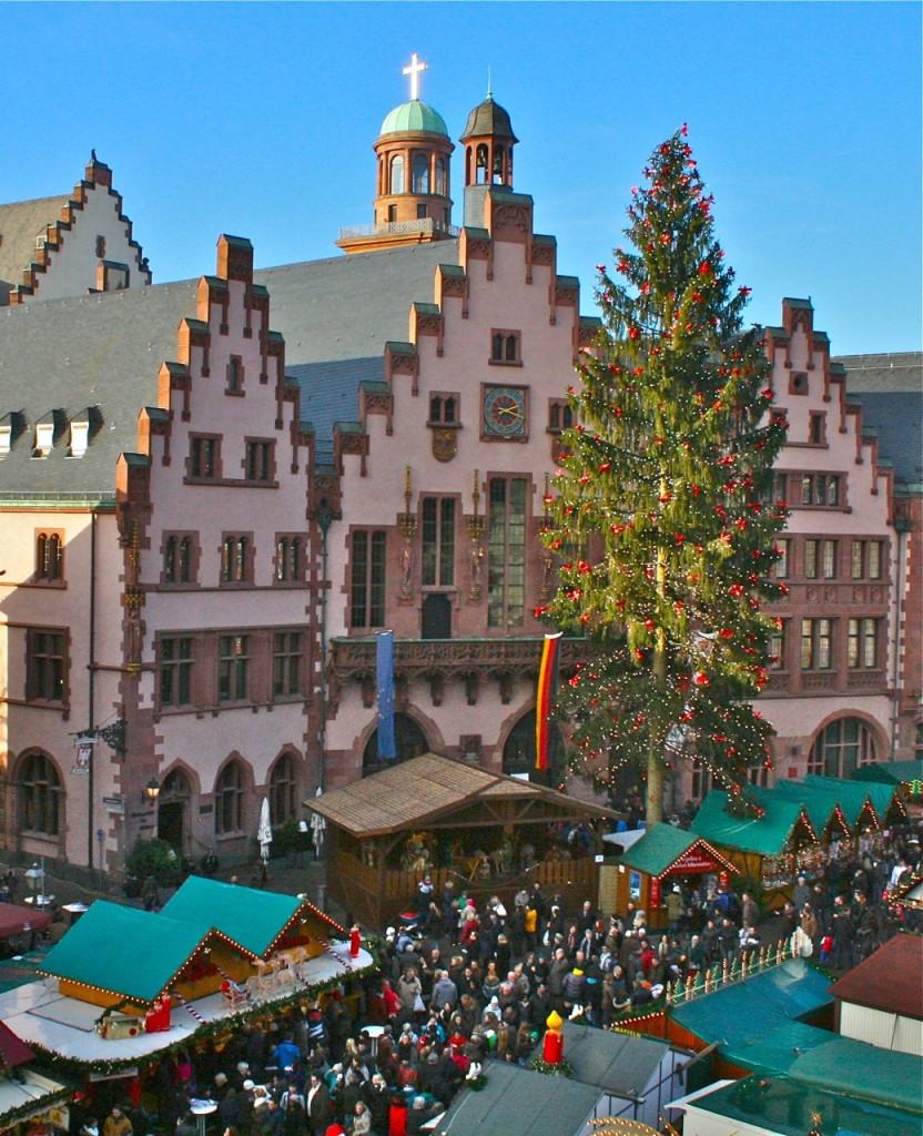 Frankfurt Christmas Market in Römer Square ©Laurel Kallenbach