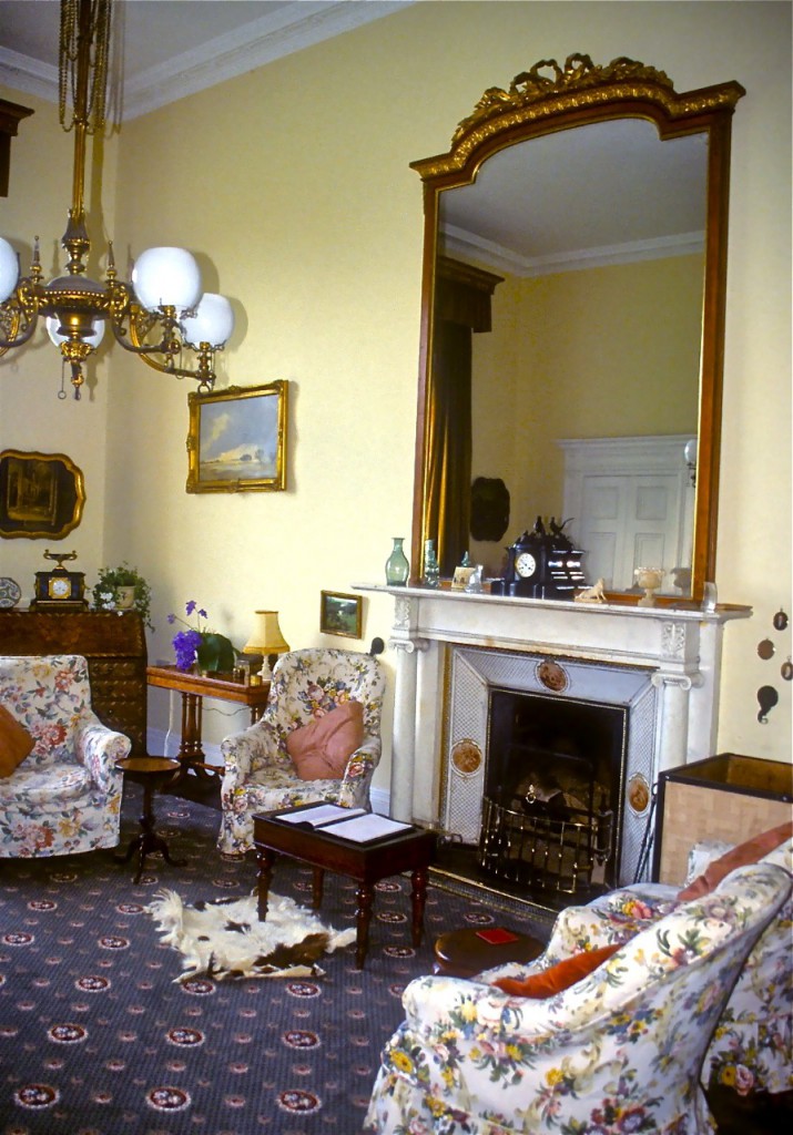 Tea is served every afternoon in this cozy parlor. (The homemade chocolate biscuits, shortbread and fudge are divine!) ©Laurel Kallenbach