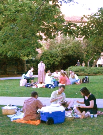 Picnicking before the Colorado Shakespeare Festival is a high art. ©Laurel Kallenbach