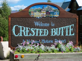 Welcome to Crested Butte sign