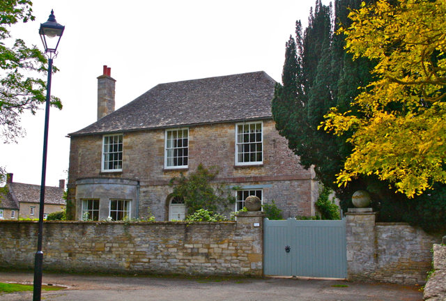 Crawley House, Bampton ©Laurel Kallenbach