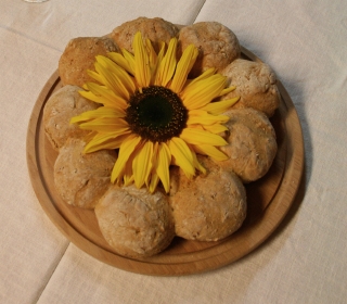 Fresh-baked farm bread at Bruffhof.