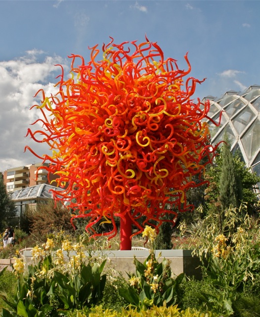 Glass Sculptures Bloom at the Denver Botanic Gardens | Laurel Kallenbach