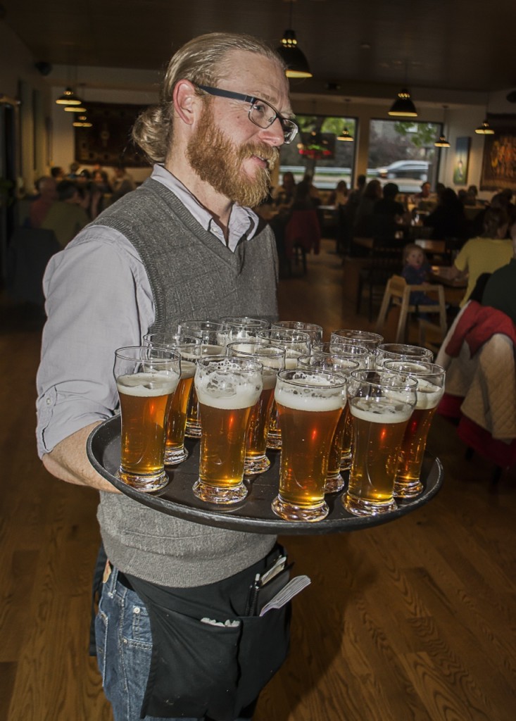 Local beers are on tap at Under the Sun pub in Boulder, Colorado ©Allie Stoudt