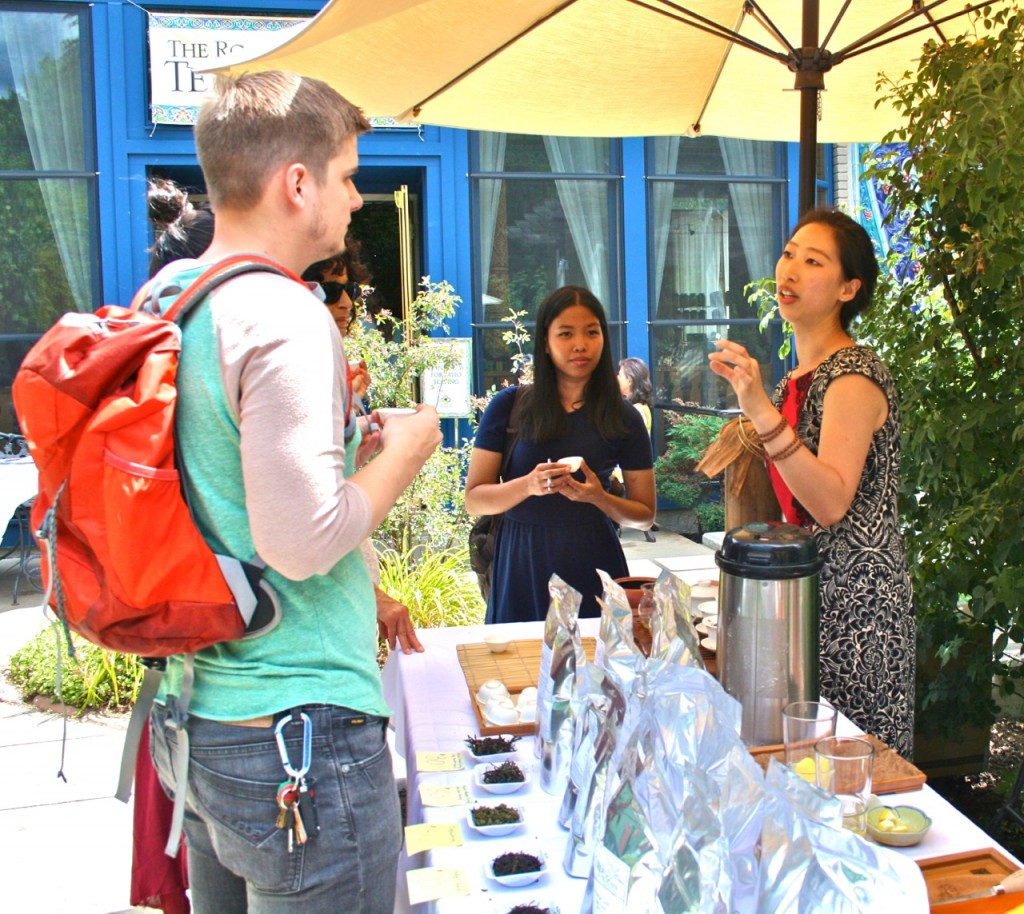 Phoenix Collection tea tasting at the festival bazaar ©Laurel Kallenbach