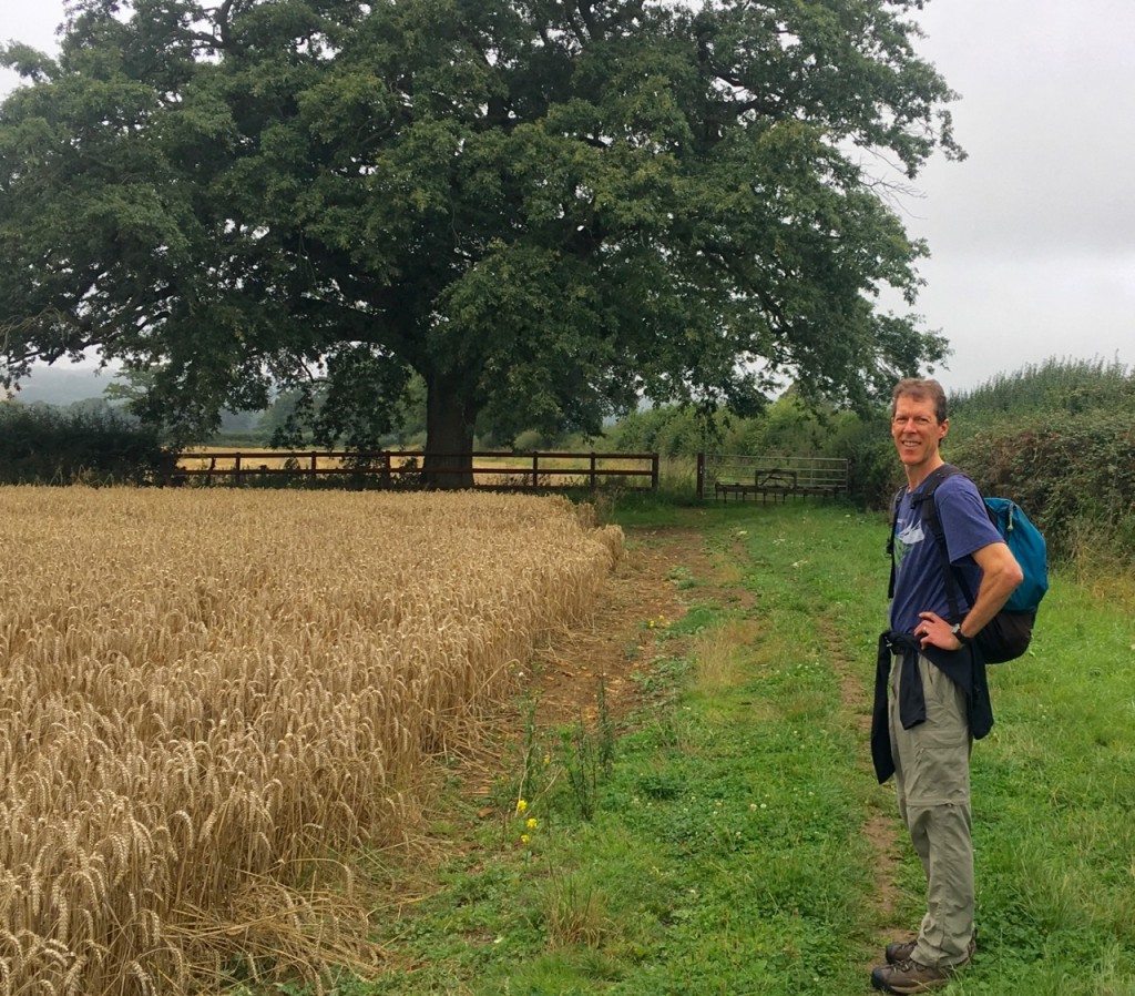 Hiking through the fields of barley ©Laurel Kallenbach