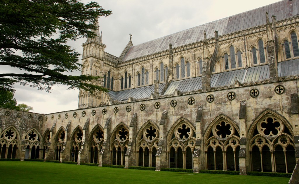 Salisbury Cathedral and it cloisters ©Laurel Kallenbach